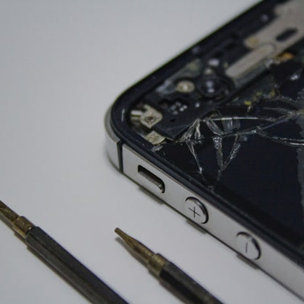 Where to Look for High-Quality and Fast Phone Repairs in Swords